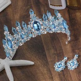 Arrival Charming Blue Crystal Bridal Tiaras Crown Magnificent Diadem for Princess Wedding Hair Accessories 210616242I