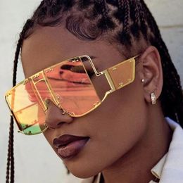 2023 Metal Rivet Big Frame Oversized Square Sunglasse Luxury Brand Gradient Mirror Shades Retro Flat Top Sun Glasses 231222