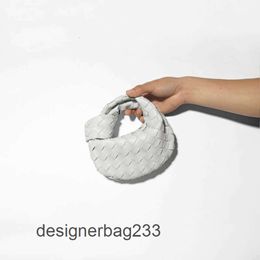 Bags tote Evening Luxury Cute Venata Jodies Woven Small Designer boteega 2023 Mini bag Knotted Leather Cloud 16cm Wrist Han BTX9