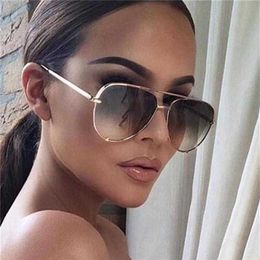 Sunglasses Luxury Mirror Sunglasses Fashion Flat Top Rose Gold Glasses Women Men Shades UV400 Sun Glasses Female Gafas De Sol G230221P