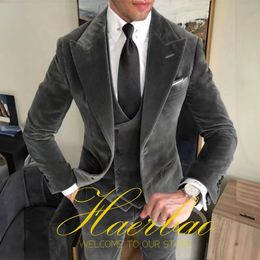 Suit for Men Business Velvet 3Piece Grey Jacket Pants Vest Formal Gun Lap Collar Blazer Male Handsome Clothes 231221