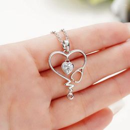 Pendant Necklaces Huitan Unique Design Irregular Heart Necklace Silver Colour O Chain Exquisite Girl Paved Crystal Love CZ Jewellery