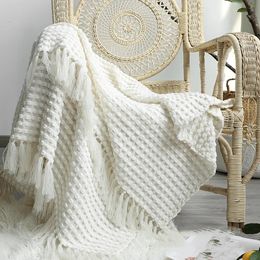 Nordic White Casual Blankets Throws Soft Comfortable Knitted Shawl Sofa Blanket Bed End Cover Travel el Decorative Bedspread 231221