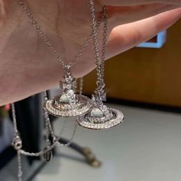 Designer viviene Westwoods Viviennewestwood Western Empress Dowager Full Diamond Planet Ufo Pendant Vivivienne Small Multi Row Sparkling Diamond 3d Saturn Neckl