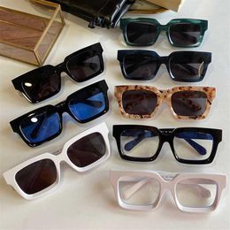 Fashion sunglasses square thick plate frame European and American style star hip-hop Polarised glasses unisex size 50-22-145 with 2820