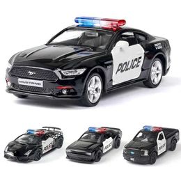 Electric/RC Car 1/36 Diecast Alloy Police Car Models Challenger 2 Doors Opened With Pull Back Function Metal Sports Cars Model For Children ToysL231223