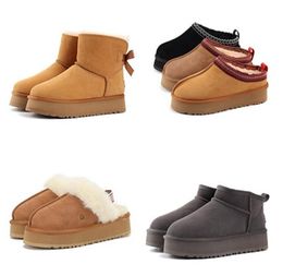 Botas de plataforma feminina chinelos de tasman chinelos tazz botas de neve arco mantém -se quente bota de pele de carneiro de pelúcia de pelúcia com bolsas de poeira de cartão lindas natal