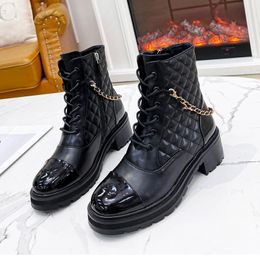 Autumn Winter Fashion Women Chain Designer Martin Boots French Brand Luxury Genuine Leather Round Head Anti slip Thick Root Snow Boots Lady Flat Bottom Short Boots