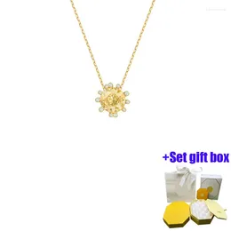 Chains Fashionable Charm Fresh Tone Sunflower Collar Chain Jewellery Necklace Suitable For Beautiful Women To Wear