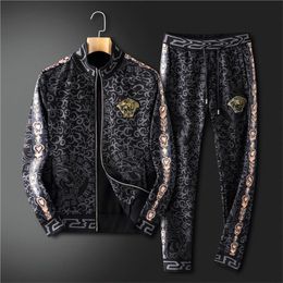 Spring and autumn light luxury high-end fashion embroider men's sportswear casual sportswear fashion two-piece set