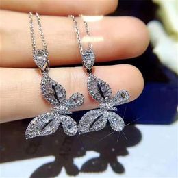 Ins Butterfly Pendant Fresh Simple Fashion Jewelry 925 Sterling Silver Princess Cut White Topaz CZ Diamond Gemstones Clavicle Neck2542