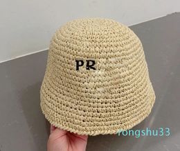 Designer Bucket hat Outdoor Vacation Travel Triangle Letter Print Straw Hand Knitted Wide Brim Hats