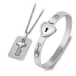 Valentine's Day Gift A Couple Jewelry Sets Stainless Steel Love Heart Lock Bracelets Bangles Key Pendant Necklace Couples2557