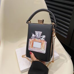 Factory sales women shoulder bag 2 colors French retro pinch handbags high-grade sense stereotypes hard box drill chain bags sweet and lovely printed handbag 39252#