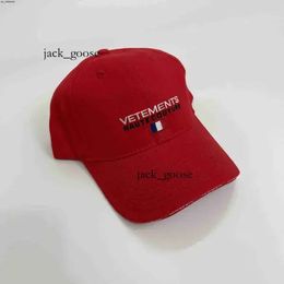 Vetements Hoodie Vetements Femme Ball Caps Good Quality White Vetements Fashion Baseball Vetements Women Embroidery Hats VTM Caps Win 586