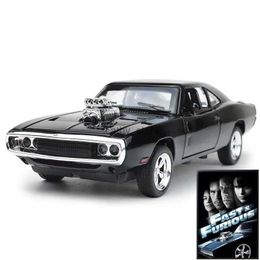 Electric/RC Car MINI AUTO 1 32 Dodge Charger The Fast And The Furious Alloy Car Models kids toys for children Classic Metal CarsL231223