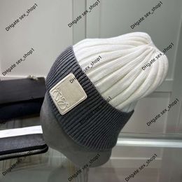 Winter luxury brand hat Lowee Classic Knitted Hat High-end Temperament British Style Young and Versatile Autumn Fashion casual cold and warm