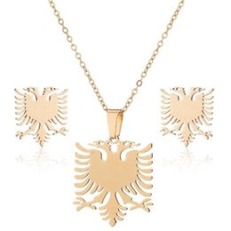 Pendant Necklaces Punk Albanian Flag Shape Provides Fashionable Double-headed Bird Necklace For Female Tourists308u