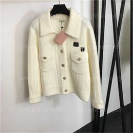 Designerinnen Frauen Pullover Damen Kleidung Mode Langarm gestrickte Jacke Revers Elegant Mantel warm Komfort Herbstpullover Frau Strickjacke