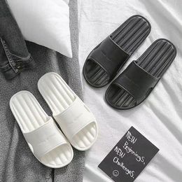 Тапочки летние мужчины, женщины, van, eva Cool Soft Bond Sandals Trend Trend Luxury Slides Дизайнерские легкие пляжные туфли домашние тапочки G2E2#