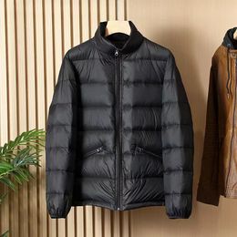 Cold resistant 90 goose down jacket can store 600 fluffiness for autumn and winter. New men's standing collar windproof and warm down jacket jacket