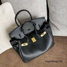 Designers Handbags Designer Real Leather Bag 2024 New Fashion Litchi Pattern Portable One Shoulder Messenger Temperament Womens
