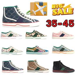 designer Luxurys Woman Tennis shoes 1977 canvas man canvas shoes Green And Red Web Stripe Rubber Sole Stretch Cotton Low platform Sneaker with