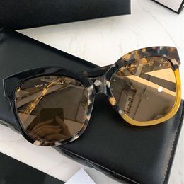 Luxury Sunglasses womens Cat Eye color big frame 9081 fashion personality party glasses shopping vacation UV protection designer t243B