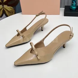 Dress Shoes Summer 2023 Style Female Sandals Solid Colours Upper Bowknot Decor Buckle Strap Design Sexy Fashion Ladies Pumps