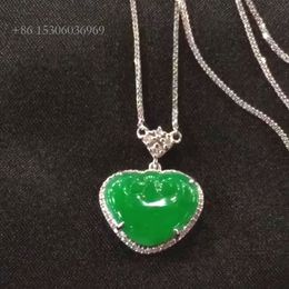 New Arrivals Factory Wholesale Heart Shape Jade Stone Pendant Green Natural Jadeite Gold Necklace