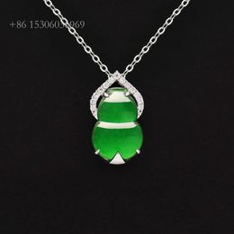 New Fresh Natural De White Gold Diamond Nice Green Color Icy Jadeite Cucurbit Pendant Charms