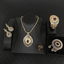 Earrings & Necklace Vintage Gold Jewellery Set Luxury Crystal Neckle Earring Bracelet Brooch Ring Moroccan Wedding Accessories 5pcs 261F