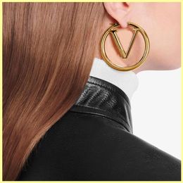 Hoop Earrings Designer Gold Earring for Womens Jewlery Luxury Big Stud Earring with Box Letters L Mens Fashion Hoops for Bride Acc2062