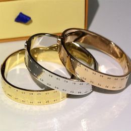 Flower Pattern Bracelet for Woman Fashion Charm Bracelet Personality Trend High Quality Titanium Steel Bracelet Supply285V