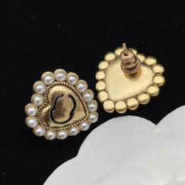 Women Designers Pearl Earring Luxury Jewellery Love Shape Ear Stud Womens Fashion Brand Designer Hoops Studs Gold Hoop Earrings High361r