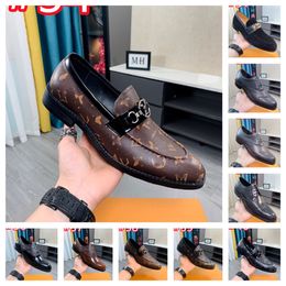 40Model Fashion British Style Men Shoes Genuine Leather Carved Brogue Shoes High Quality Business Designer Dress Shoes Luxurious Brand Casual Shoe