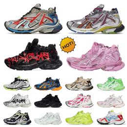 2024 tOP Luxury Track RunNers 7.0 Men Designer shOes Women Graffiti White Blue Orange Black Multicolor Mens shOes Trainers Big Size Sneakers