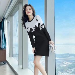 Casual Dresses Fashionable Warm Knitted Dress For Women's Spring Autumn Round Neck Inner Style Contrast Colour Mid Length Wrapped Hip Skirt