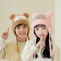 Berets Knitted Winter Hats For Kids Ear Cover Warm Boys Girls Bobble Hat Pompom Wool Blended Velvet Children Cute Fur Ball Padded Caps