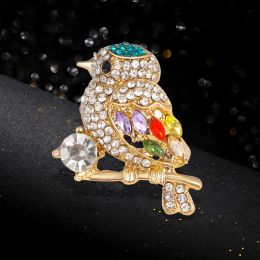 Fashion Rhinestone Birds Brooches Luxury Crystal Animal Brooch Bags Sweater Coat Dress Suits Lapel Pins Jewellery Accessories Gift