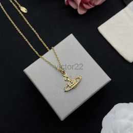 Fashion Brand Designer Pendant Necklaces Letter Viviene Chokers Luxury Women Jewellery Metal Pearl Necklace cjeweler Westwood For Woman Chain rrt23yt MLJ4