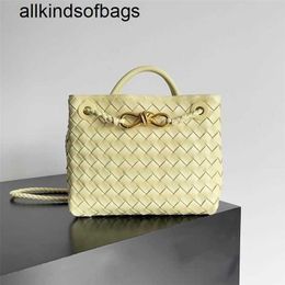 Luxury Andiamos Bag BottegaaVeneta Genuine Leather 7a Woven Factory direct wholesale Baodie family mens and womens New Mobile Phone Bag Small One Shoulder CroWQ