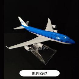 Scale 1 400 Metal Aircraft Replica 15cm KLM Royal Dutch B747 Boeing Airbus Airplane Model Miniature Xmas Gift for Boy Girl 231225
