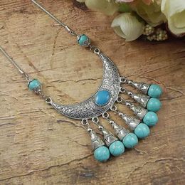 Pendant Necklaces Indian Gypsy Jewelry Bohemian Ethnic Tibetan Sliver Color Chain Necklaces For Women Metal Carved Flower Blue Stone NecklaceL231225