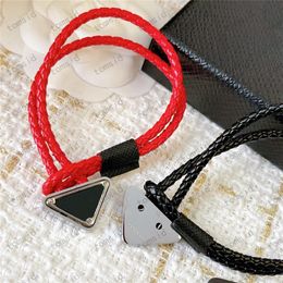 Brand Mens Women Designers Leather Bracelet Luxury Designers Jewellery High Quality Couple Classic Triangle Pendant Fashion Leather 294A