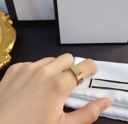 Mens Luxurys Designers Jewellery Designer Ring for women Men Zirconia Engagement Titanium Steel Wedding Rings Jewellery Gifts Fashion 3671358