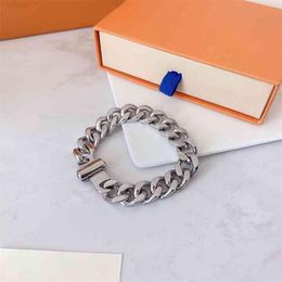 MOVE BRACELET Mens Necklaces Jewellery Womens Pendants High Quality Magnetic Button Stainless Steel Titanium Diamond Fashion Necklac353R