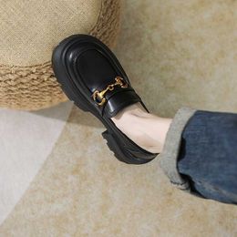 Dress Shoes Genuine leather thick soled small shoes for women in the autumn of new British style horse buckle heel loafers black single