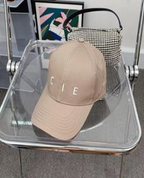 Designer Brand Luxury Men039s and Women039s Sports Hat Fivecolor Adjustable Casual Hat Fashion Trend Versatile Sunvisor Hat6004116