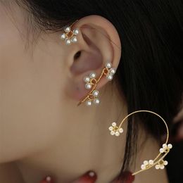 Stud Fashion Design Women 2pcs Pearl Flower Fairy Earring No Pierced Retro Jewelry Gifts Daily Accessories215y
